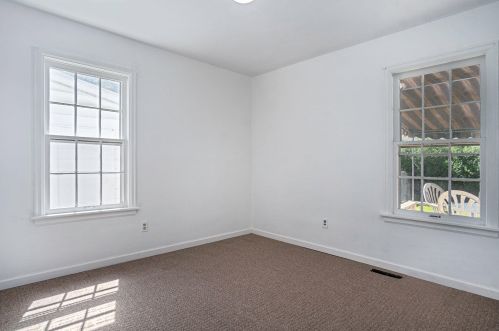 3007 Roosevelt Rd, Meskegon MI 49441-3906 exterior