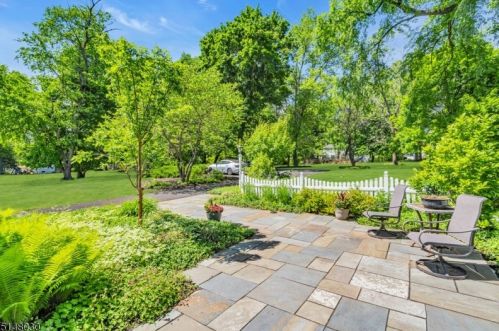 234 Old York Rd, Bridgewater NJ 08807-2686 exterior