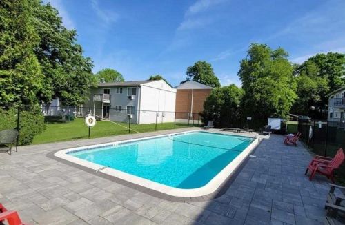 2740 South Rd, Poughkeepsie NY  12601-5241 exterior