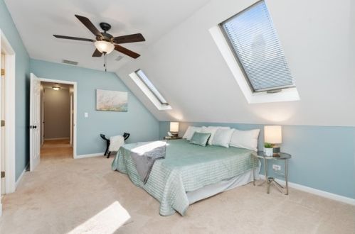 1422 George St, Chicago IL 60657-4104 exterior