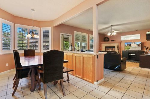 2613 Casey Ray Ct, Turlock CA  95382-8829 exterior