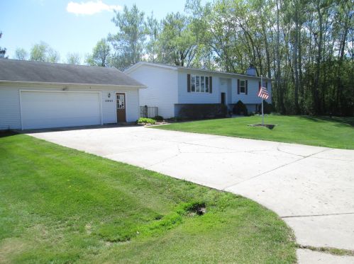 12663 Grove Ave, Waukegan, IL 60085-1243