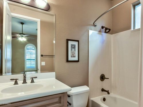 5108 34 Pl, Phoenix AZ 85018-1543 exterior