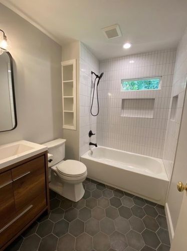 1414 Amanda Cir, Atlanta GA  30329-3318 exterior