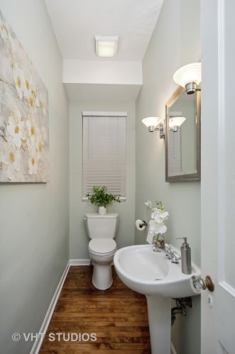 1457 Norwood St, Chicago IL 60660-2404 exterior