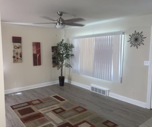 5658 67th St, Milwaukee, WI 53218-2305