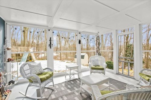 14 Wilton Acres, Wilton CT 06897-4530 exterior