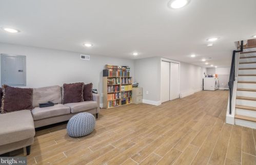 1605 18th St, Philadelphia PA  19145-1402 exterior