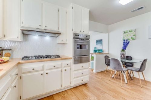 8511 Rose St, Bellflower CA 90706-6376 exterior