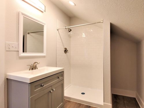 215 Vienna Ave, Milwaukee WI 53212-4102 exterior