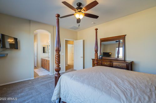 2334 Carter Rd, Phoenix AZ 85041-6057 exterior