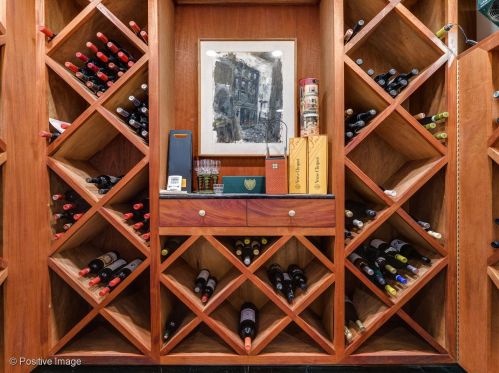 2042 Cleveland Ave, Chicago IL 60614-4509 exterior