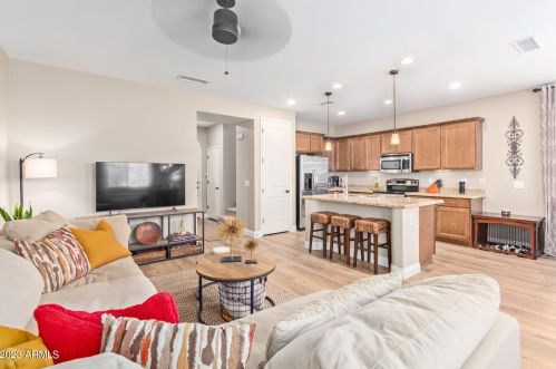 15904 11 Way, Phoenix AZ 85048-8428 exterior