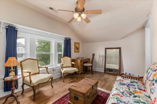 1912 Mccausland Ave, Saint Louis MO 63117-1906 exterior