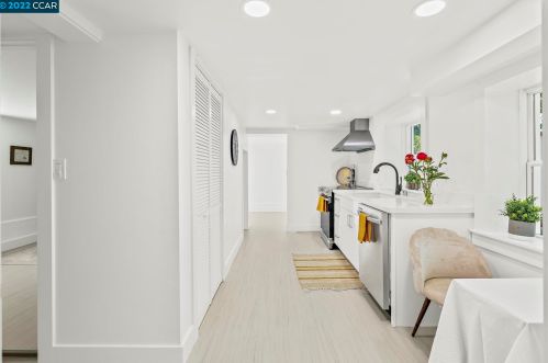 612 Stannage, Berkeley CA 94706-1640 exterior