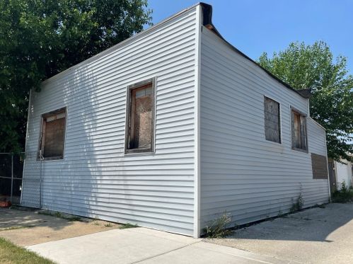 5659 Kildare Ave, Chicago IL 60629-4834 exterior