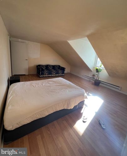 1115 4th St, Philadelphia PA  19107-1550 exterior