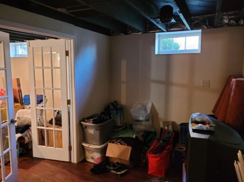 3845 61, Milwaukee WI 53216-2102 exterior