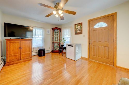 147 Red Mtn Ave, Torrington CT 06790-3213 exterior