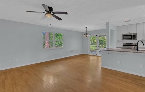 821 Walters Ter, Fort Pierce FL  34983-3962 exterior