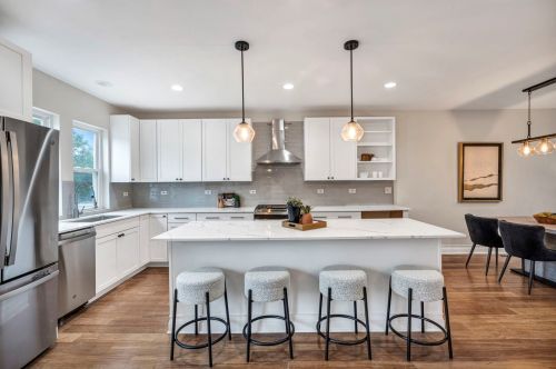 3520 Melrose St, Chicago IL  60618-5417 exterior