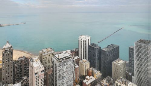 180 Pearson St, Chicago IL 60611-2130 exterior