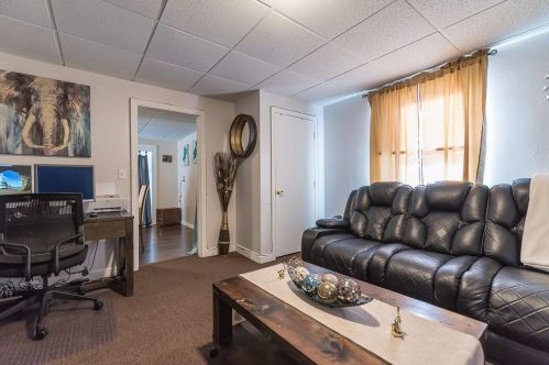 1266 Plainfield St, Providence RI 02909-4630 exterior