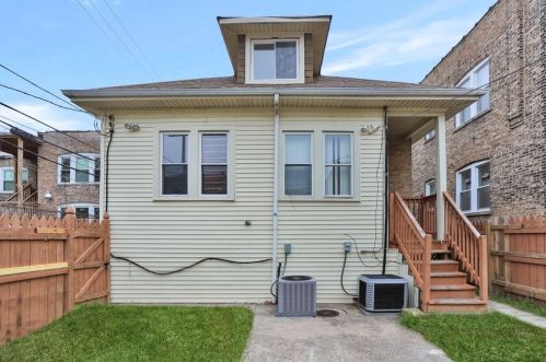 7912 Justine St, Chicago IL 60620-4333 exterior