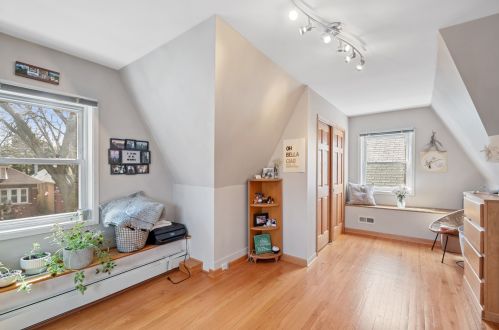 5324 Cullom Ave, Chicago IL 60641-1315 exterior