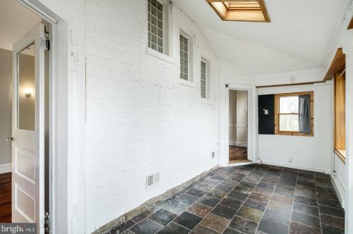 7317 Bryan St, Philadelphia PA 19119-1634 exterior