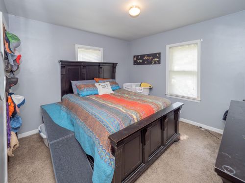 5269 Keyes Dr, Kalamazoo MI 49004-2613 exterior