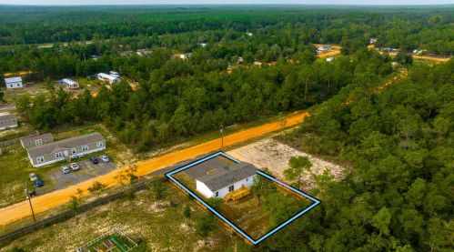 212 Juniper Ave, Defuniak Springs FL 32433-7518 exterior