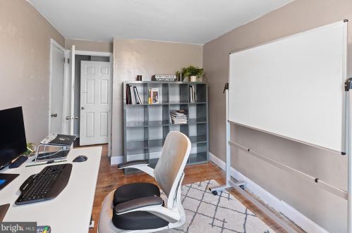 134 Weymouth Rd, Darby PA 19023-1424 exterior