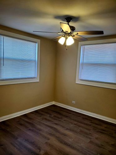 157 146 St, Chicago IL 60827-2715 exterior