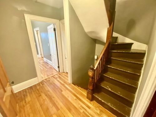 20 Edward St, Worcester MA 01605-3021 exterior