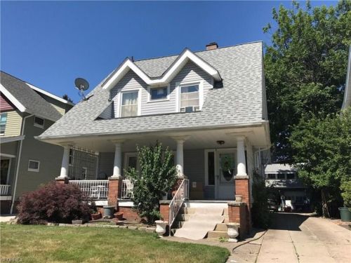 1492 Marlowe Ave, Cleveland OH  44107-4321 exterior