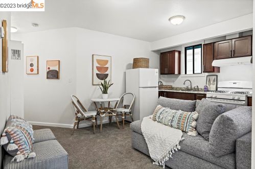 2020 Blake St, Berkeley CA 94704-2604 exterior