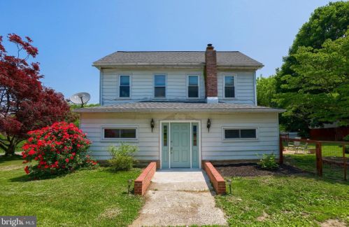 2173 Hollinger Rd, Lancaster, PA 17602-4704