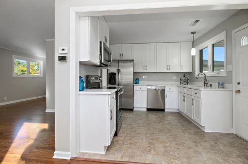 4724 81st St, Chicago IL 60652-2002 exterior