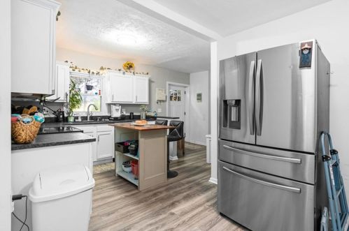 955 Lake Dr, Lithonia GA  30039-5747 exterior