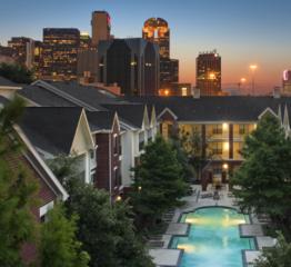 2210 Canton St, Dallas TX  75201-5902 exterior