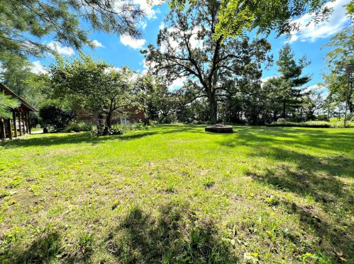 14815 Lilac Ln, Bull Valley IL exterior