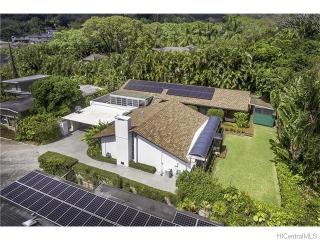 3883 Old Pali Rd, Honolulu HI  96817-1070 exterior