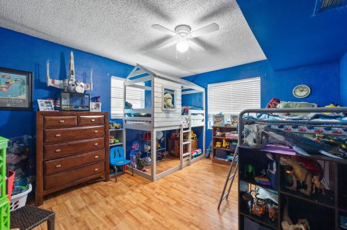 5900 Bamboo Dr, Fort Pierce FL  34982-3757 exterior