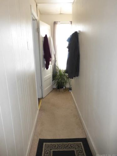 189 New Haven Ave, Derby CT 06418-2521 exterior