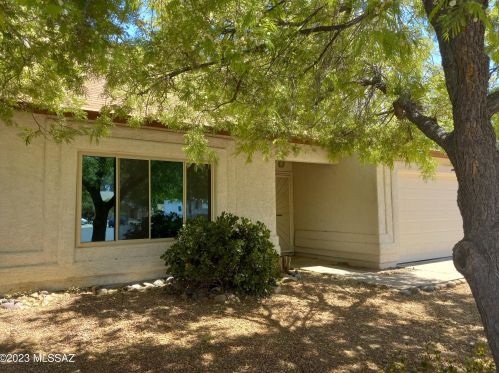 5023 Nighthawk Way, Tucson, AZ 85742-9498