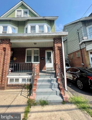 1616 Hamilton Ave, Trenton, NJ 08629-1422