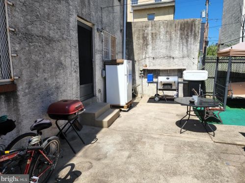 1007 Colorado St, Philadelphia PA 19146-4734 exterior