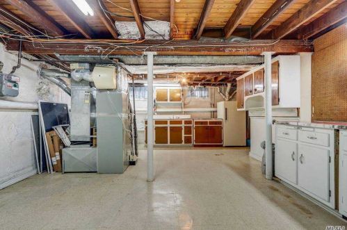 520 17 St, Babylon NY 11704-2634 exterior