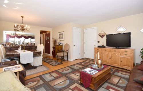 2616 74 Ct, Chicago IL 60707-3730 exterior